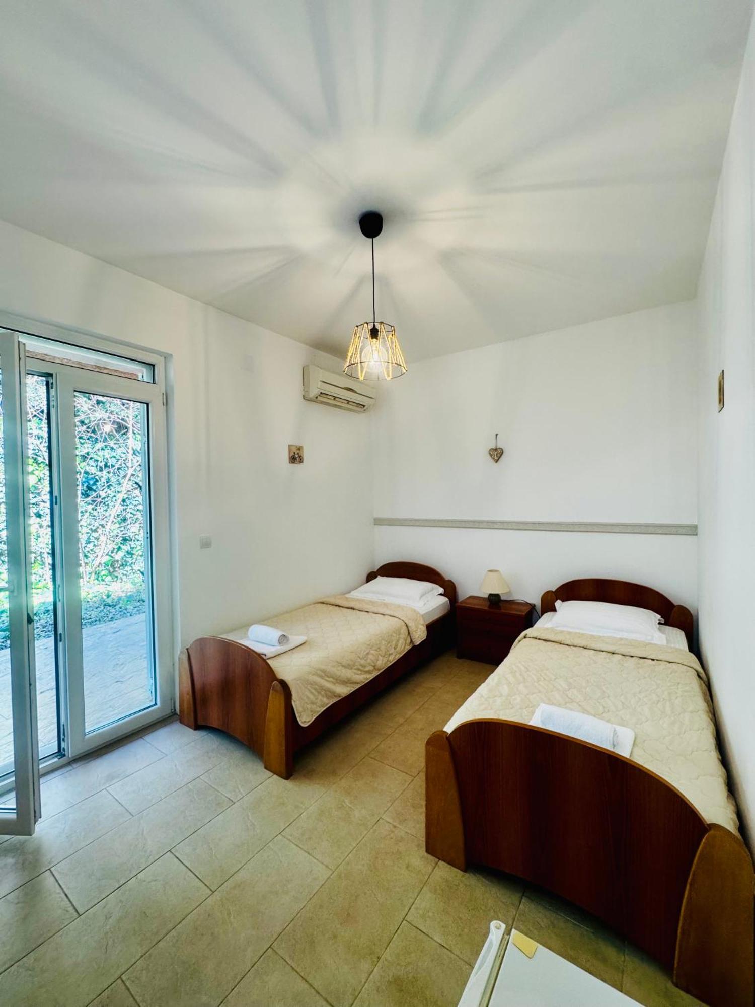Budva Felix Suites 외부 사진